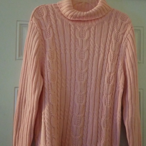 Sweater - Picture 1 of 4